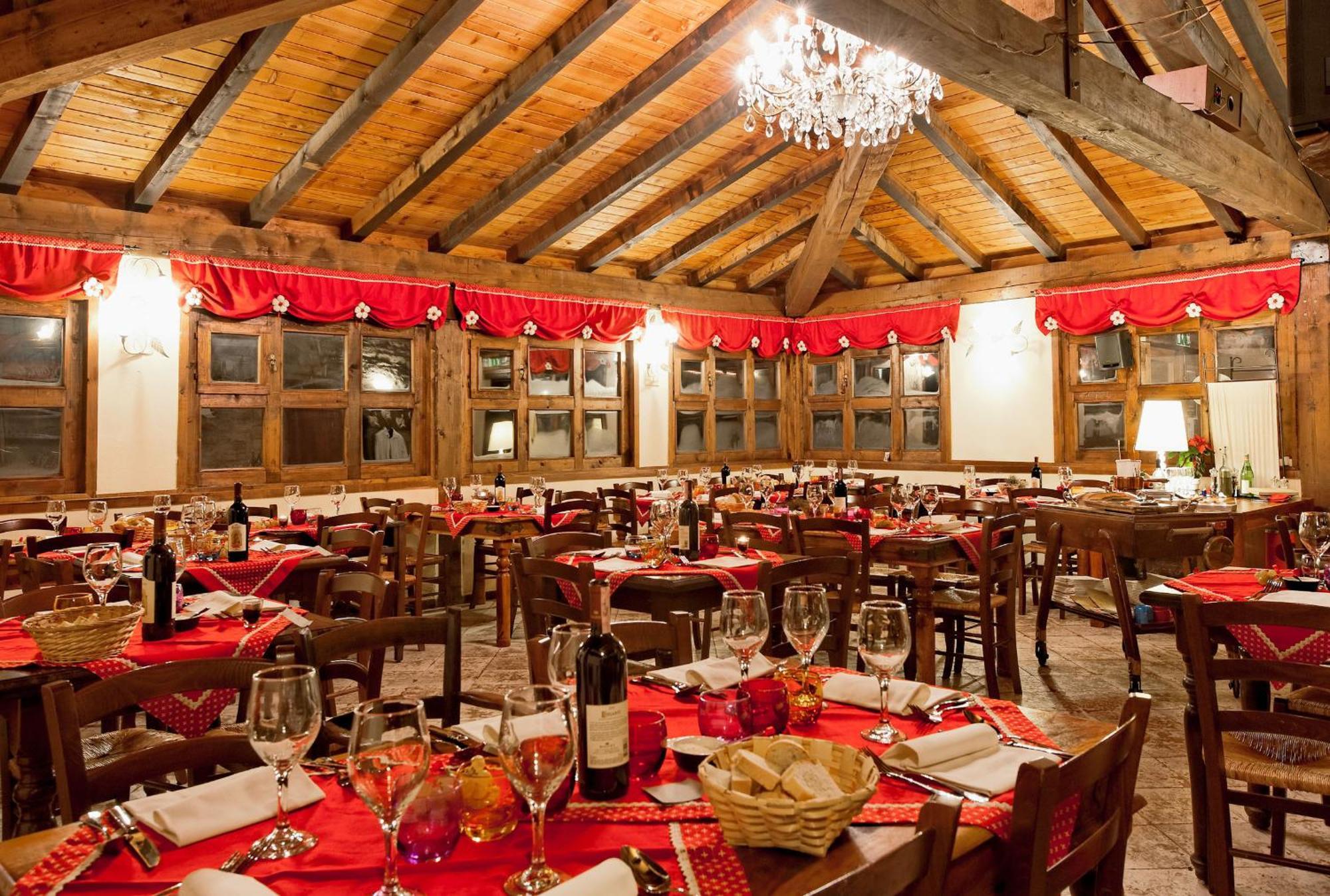 Отель Rifugio Del Firenze Ninfa Сестола Экстерьер фото